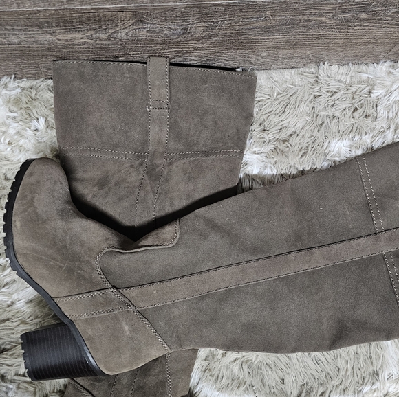 New Lane Bryant Boots - Picture 2 of 7